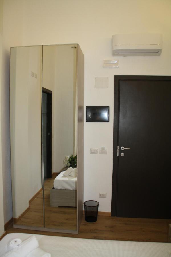 Le Colonne Milano Bed & Breakfast Exterior photo