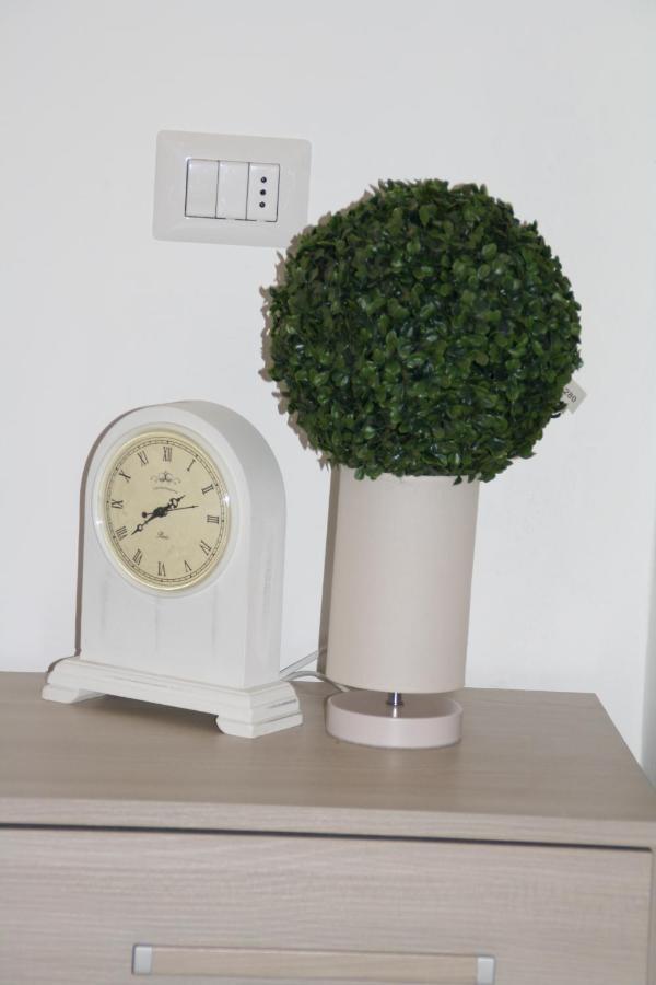 Le Colonne Milano Bed & Breakfast Exterior photo